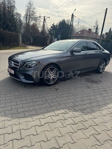Mercedes E 220 d 2017, 291,000 km - 2.0 l - Bakı