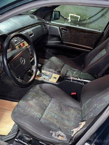 Mercedes E 230 1995, 371,701 km - 2.3 l - Bakı