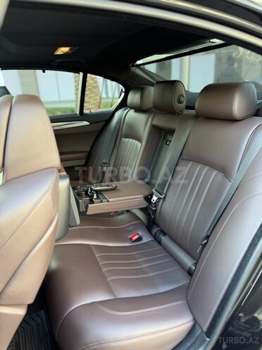 BMW M5 2012, 66,000 km - 4.4 l - Bakı