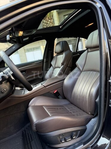 BMW M5 2012, 66,000 km - 4.4 l - Bakı