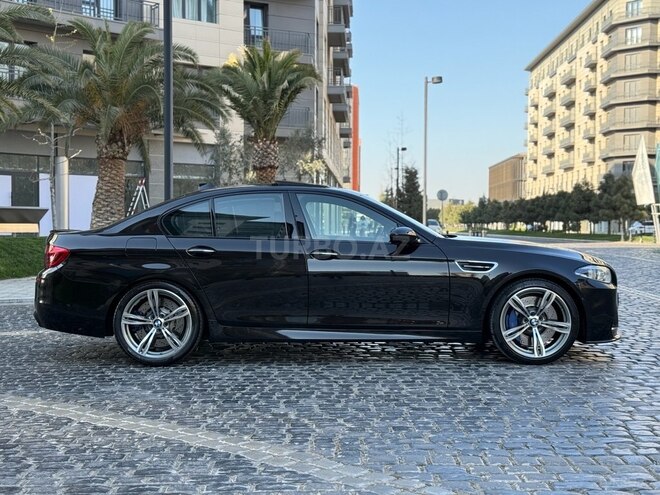 BMW M5 2012, 66,000 km - 4.4 l - Bakı
