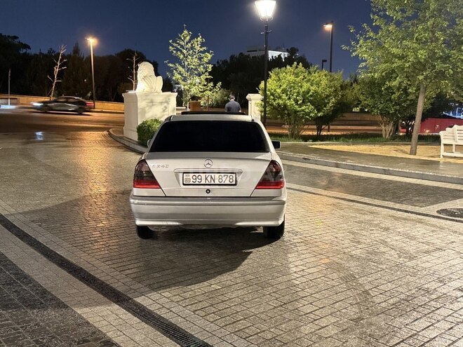 Mercedes C 240 1999, 430,000 km - 2.4 l - Bakı