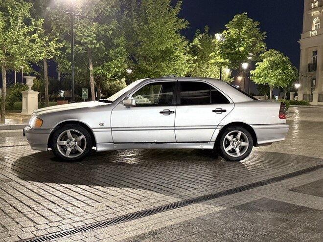 Mercedes C 240 1999, 430,000 km - 2.4 l - Bakı