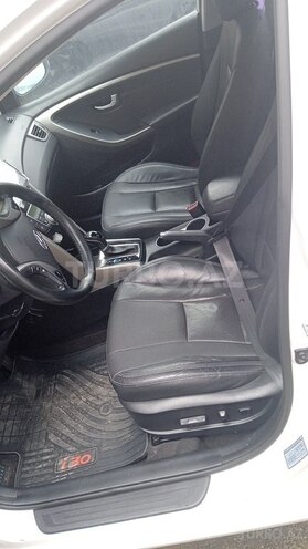 Hyundai i30 2013, 214,000 km - 1.6 l - Bakı