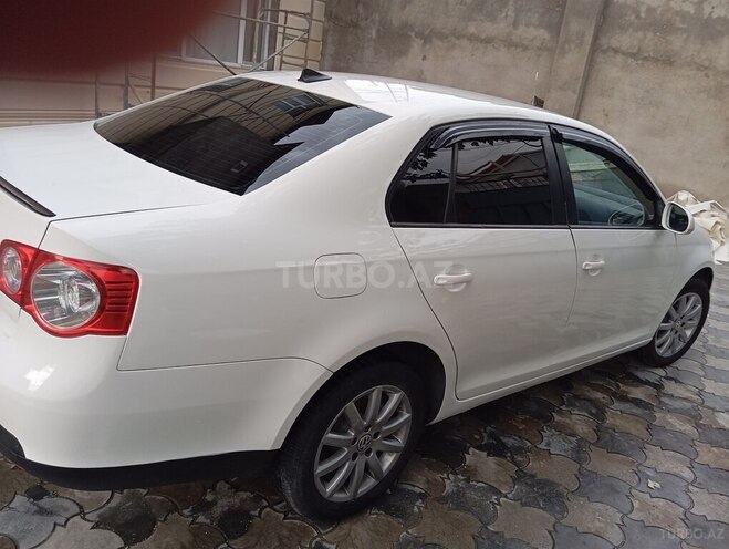 Volkswagen Jetta 2010, 250,000 km - 1.6 л - Bakı