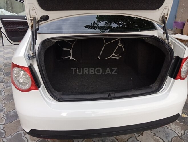 Volkswagen Jetta 2010, 250,000 km - 1.6 л - Bakı