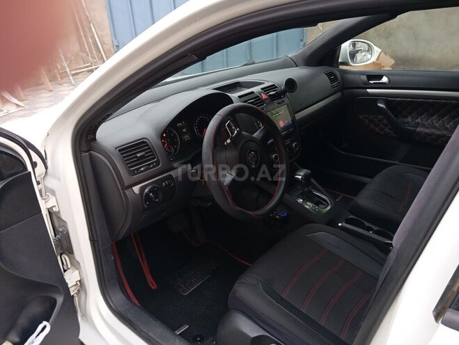 Volkswagen Jetta 2010, 250,000 km - 1.6 л - Bakı