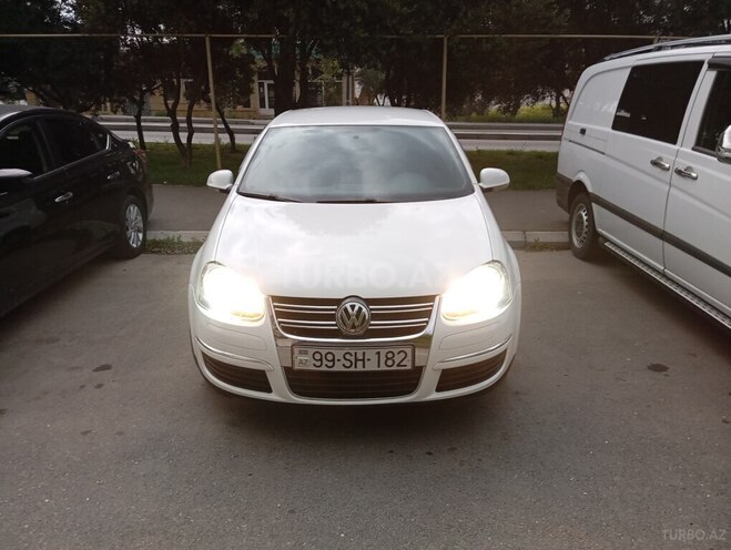 Volkswagen Jetta 2010, 250,000 km - 1.6 л - Bakı