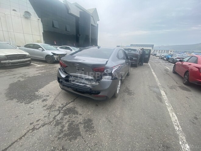 Hyundai Accent 2022, 65,000 km - 1.6 l - Bakı
