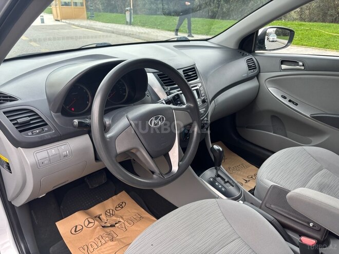 Hyundai Accent 2016, 150,000 km - 1.6 l - Bakı