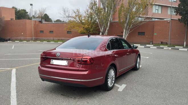 Volkswagen Passat 2017, 210,000 km - 1.8 л - Bakı
