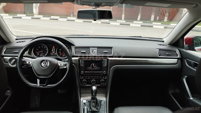 Volkswagen Passat 2017, 210,000 km - 1.8 л - Bakı