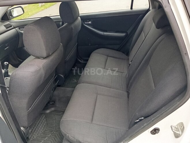 Toyota Corolla 2005, 260,000 km - 1.4 l - Quba