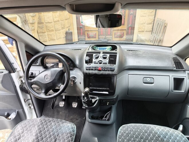 Mercedes Vito 111 2010, 337,000 km - 2.4 l - Bakı