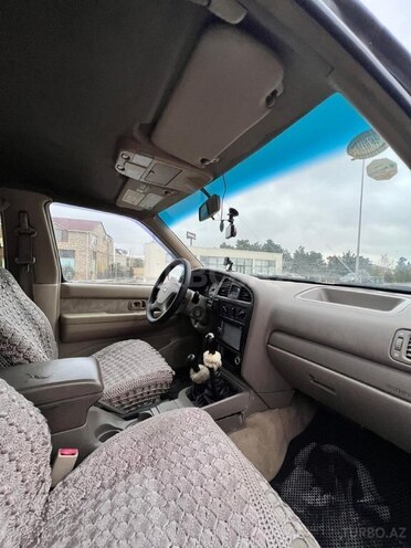 Nissan Pathfinder 2001, 333,231 km - 3.3 l - Bakı