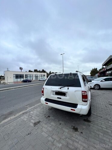 Nissan Pathfinder 2001, 333,231 km - 3.3 l - Bakı