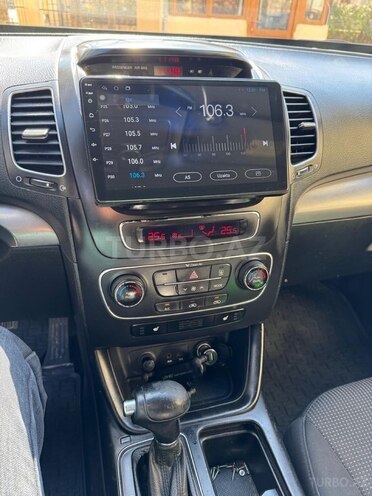 Kia Sorento-8