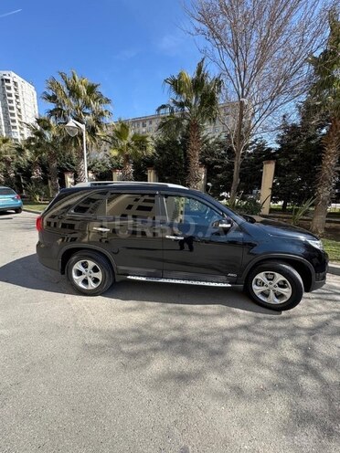 Kia Sorento-4