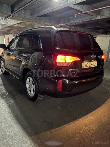 Kia Sorento-10