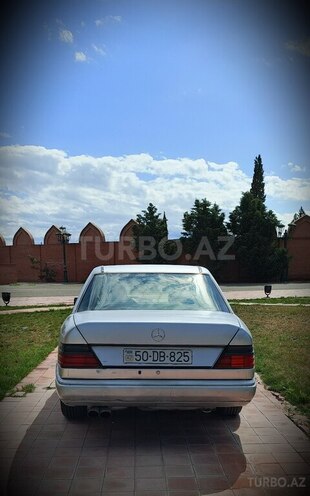 Mercedes E 220 1993, 382,546 km - 2.2 л - Gəncə