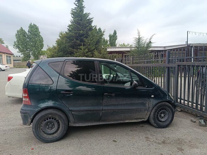 Mercedes A 160 2001, 260,779 km - 1.6 l - İsmayıllı