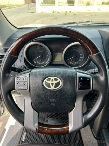 Toyota Land Cruiser Prado 2010, 224,000 km - 2.7 l - Bakı