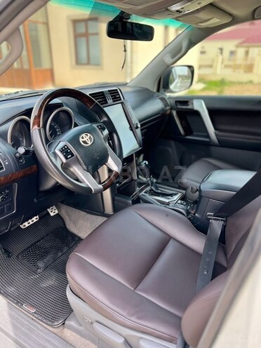 Toyota Land Cruiser Prado 2010, 224,000 km - 2.7 l - Bakı