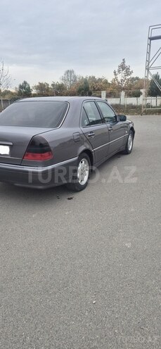 Mercedes C 180 1998, 354,565 km - 1.8 l - Sabirabad