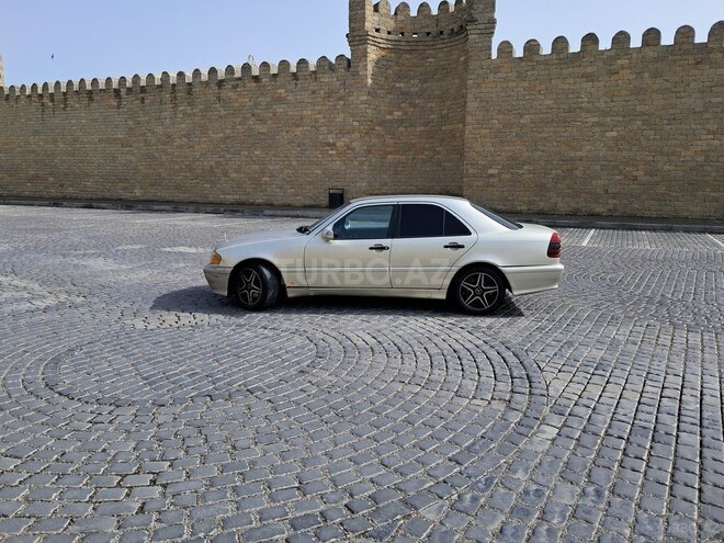 Mercedes C 200 1994, 327,000 km - 2.0 l - Bakı