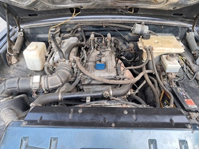 GAZ 3110 2004, 325,000 km - 2.4 l - Sumqayıt
