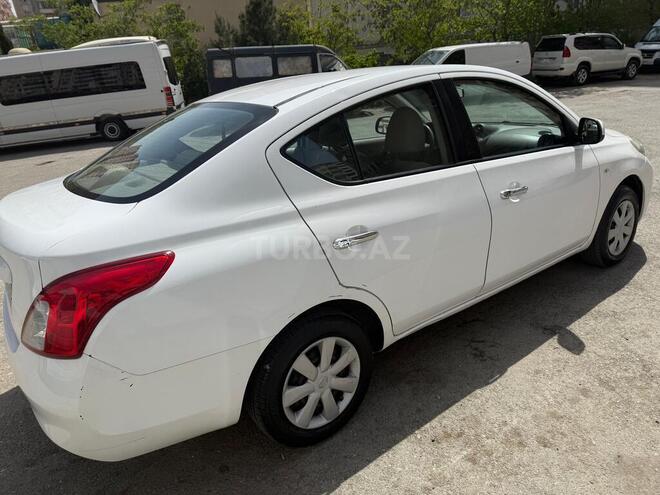 Nissan Sunny 2013, 211,000 km - 1.5 l - Bakı