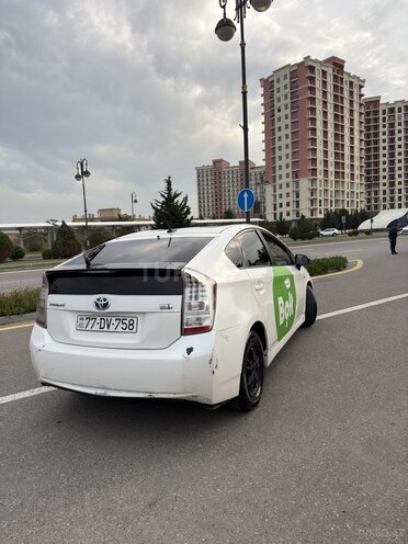 Toyota Prius 2011, 400,000 km - 1.8 l - Bakı
