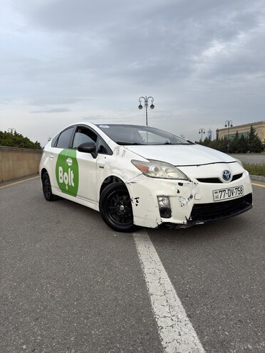 Toyota Prius 2011, 400,000 km - 1.8 l - Bakı