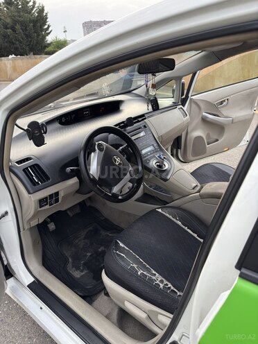 Toyota Prius 2011, 400,000 km - 1.8 l - Bakı