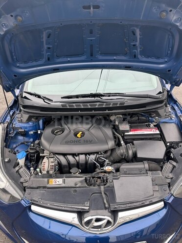 Hyundai Elantra 2015, 130,000 km - 1.8 l - Bakı