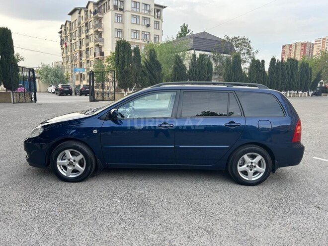 Toyota Corolla 2005, 236,000 km - 1.4 l - Bakı
