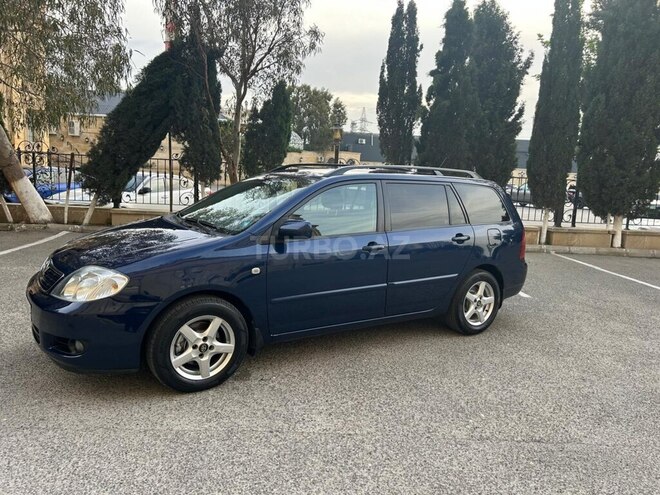 Toyota Corolla 2005, 236,000 km - 1.4 l - Bakı