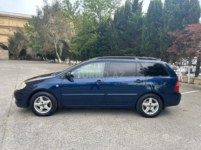 Toyota Corolla 2005, 236,000 km - 1.4 l - Bakı