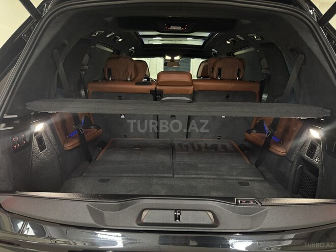 BMW X7-20