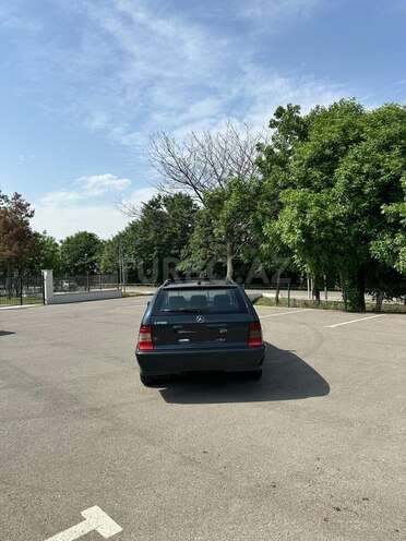 Mercedes C 200 1997, 234,550 km - 2.0 l - Masallı