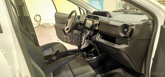 Toyota Aqua 2019, 134,000 km - 1.5 l - Sumqayıt