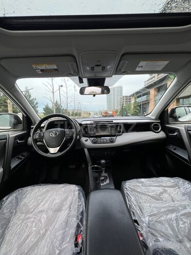 Toyota RAV4-5