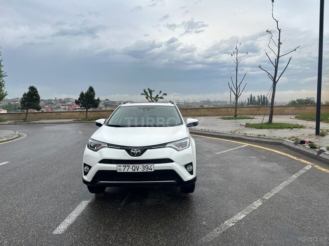 Toyota RAV4-2
