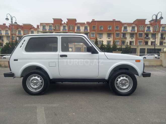 LADA (VAZ) Niva 2010, 183,000 km - 1.7 l - Quba