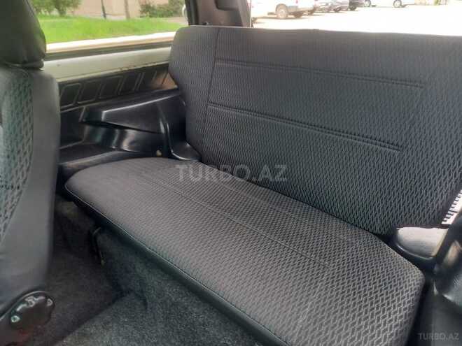 LADA (VAZ) Niva 2010, 183,000 km - 1.7 l - Quba