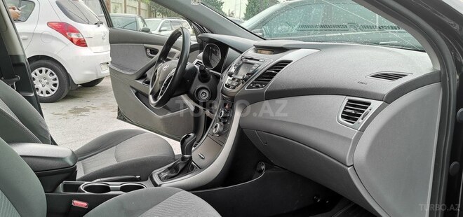 Hyundai Elantra 2014, 243,011 km - 1.8 l - Sumqayıt