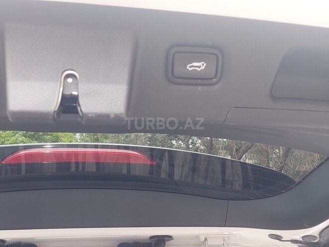 Hyundai Santa Fe 2021, 32,000 km - 2.5 l - Bakı