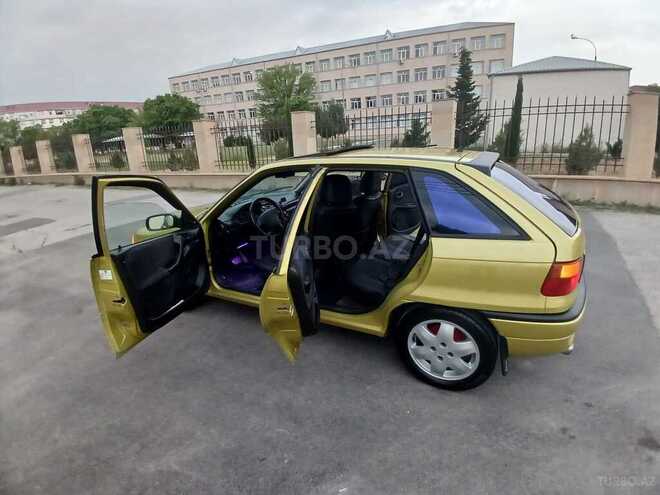 Opel Astra 1996, 256,778 km - 1.6 l - Sumqayıt