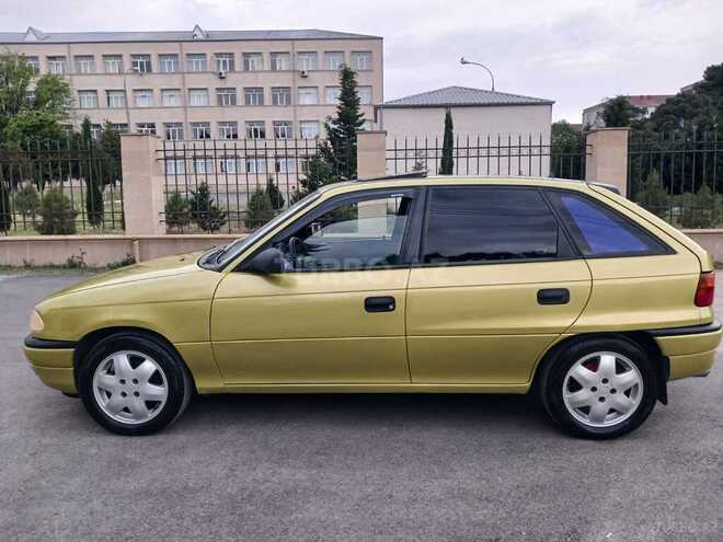 Opel Astra 1996, 256,778 km - 1.6 l - Sumqayıt