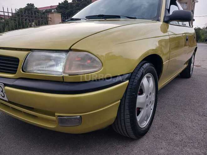 Opel Astra 1996, 256,778 km - 1.6 l - Sumqayıt